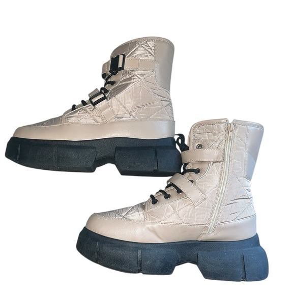 THE AROUND THE  WORLD IN A DAY  Combat Boots Size 8 - Picture 7 of 11